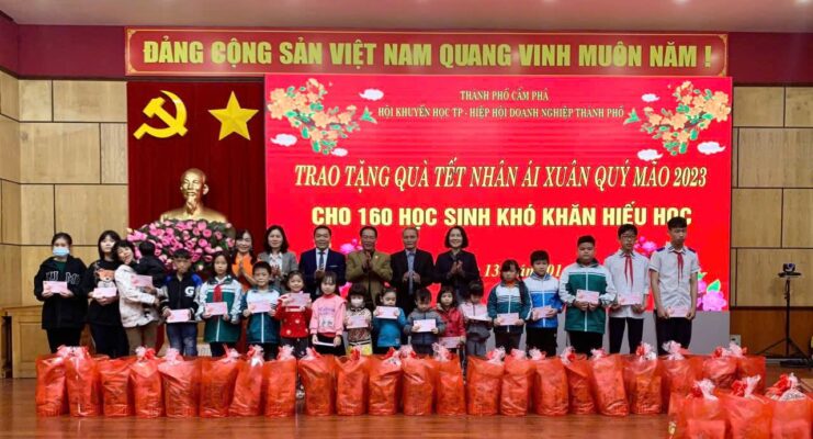 z7194243185249 40ef699b50490ae6333230caa51c1092