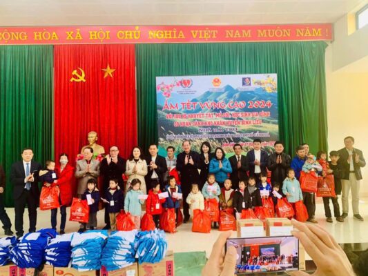 z7194243218470 cd68f8fab91d540e185a5af2ce6a9aec